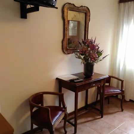 알베르고 알 고보 *