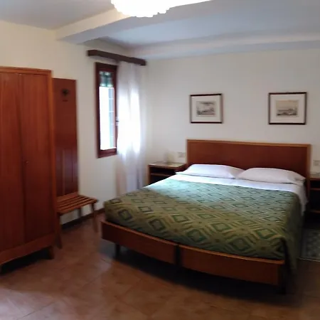 알베르고 알 고보