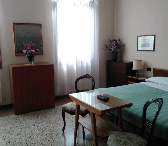 Al Gobbo البندقية